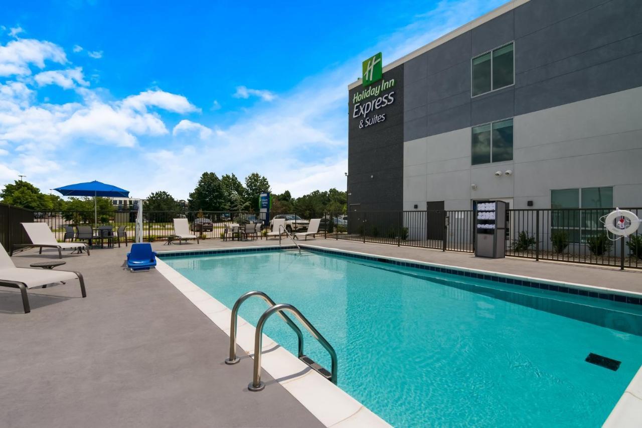 Holiday Inn Express & Suites - Springdale - Fayetteville Area Ngoại thất bức ảnh