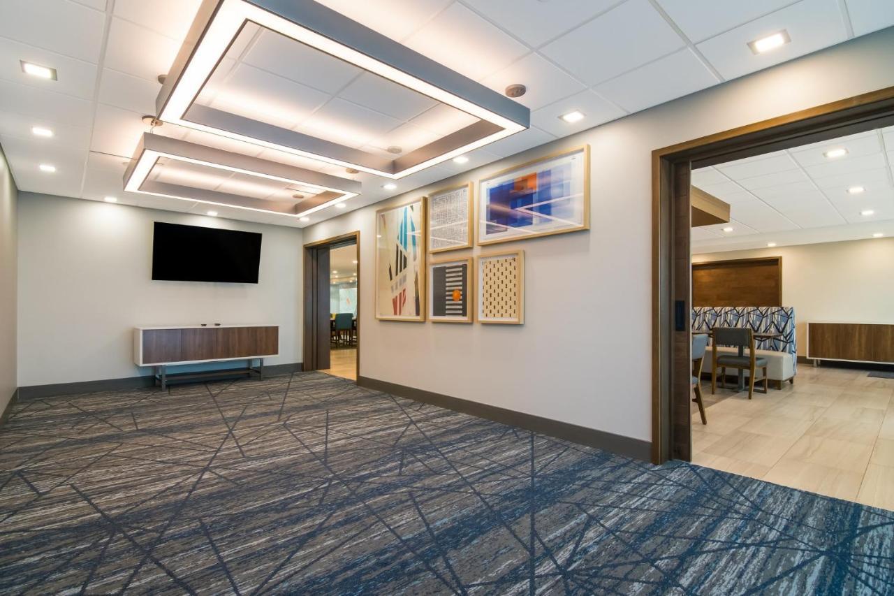 Holiday Inn Express & Suites - Springdale - Fayetteville Area Ngoại thất bức ảnh