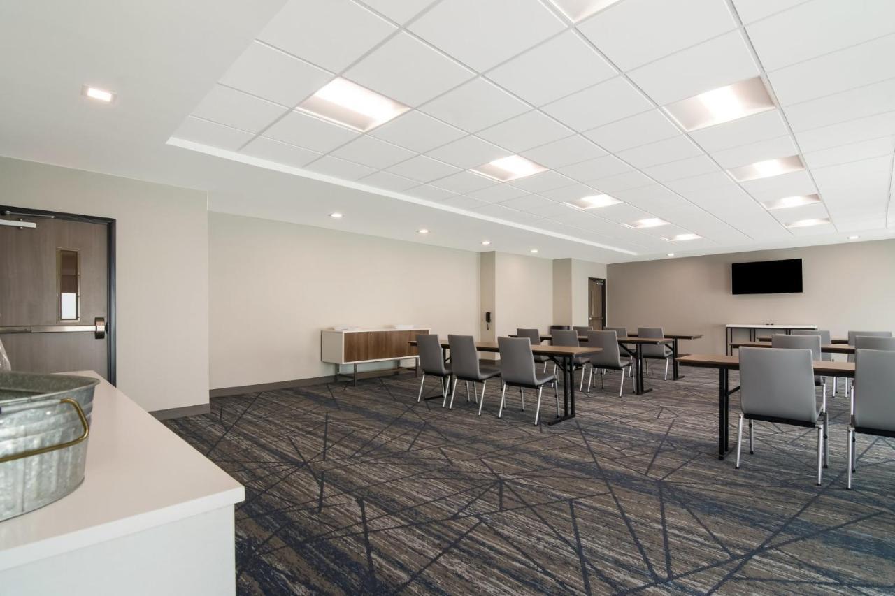 Holiday Inn Express & Suites - Springdale - Fayetteville Area Ngoại thất bức ảnh