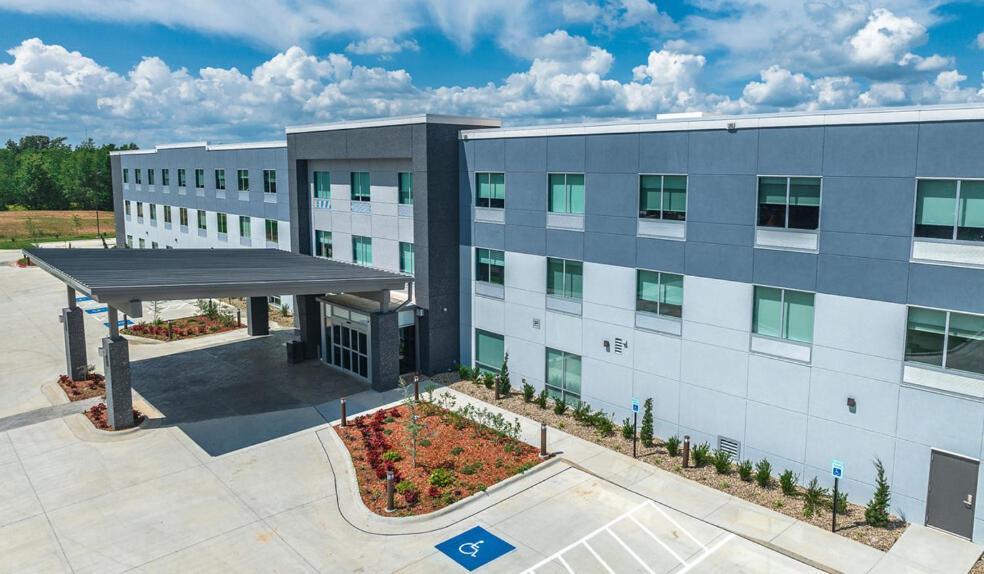 Holiday Inn Express & Suites - Springdale - Fayetteville Area Ngoại thất bức ảnh